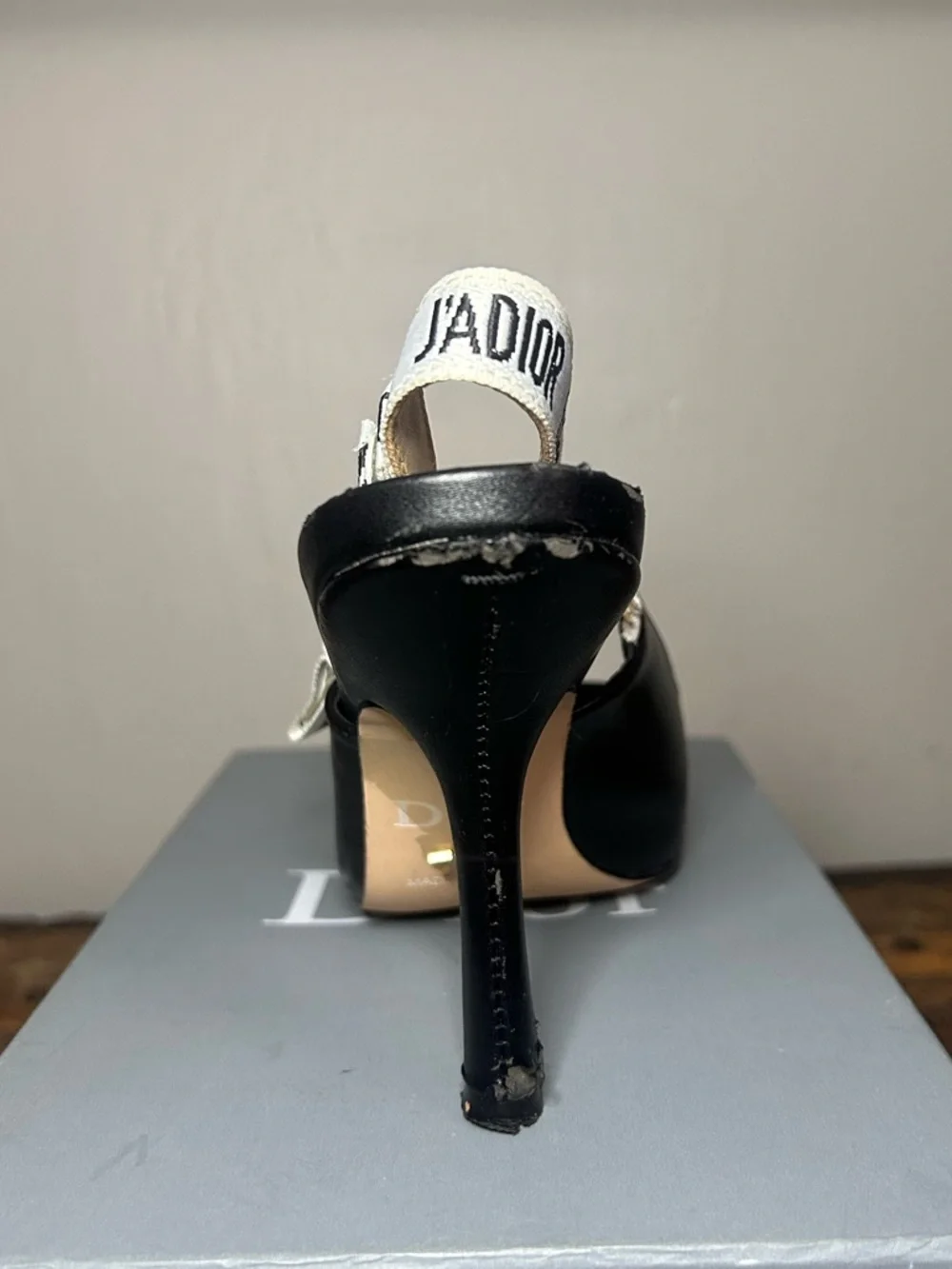 AUTHENTIC Christian Dior J’Adior Slingback Pump | EU 39D / US 8 | Black Leather - Picture 9 of 14